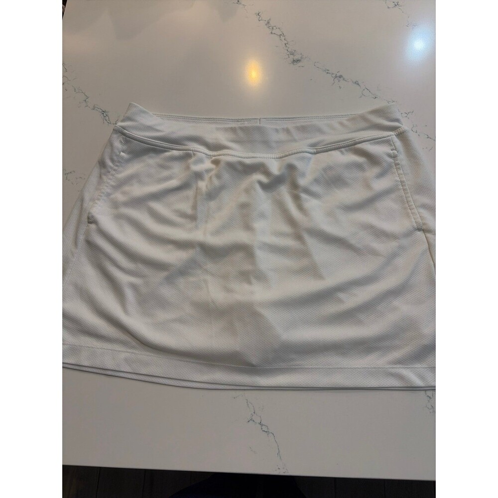 PGA TOUR women’s Skort size large